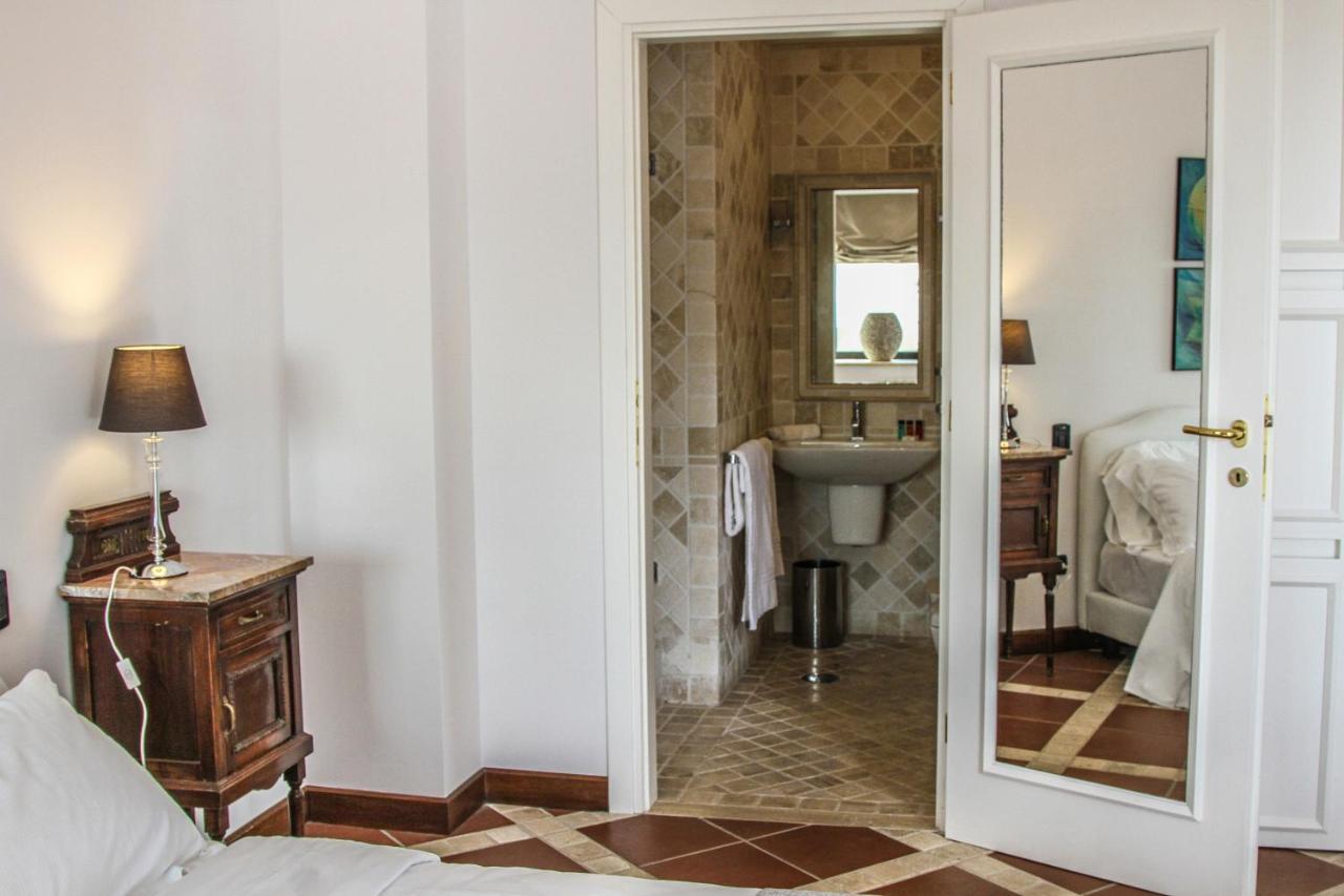 La Locanda Del Pontefice - Luxury Country House マリノ エクステリア 写真