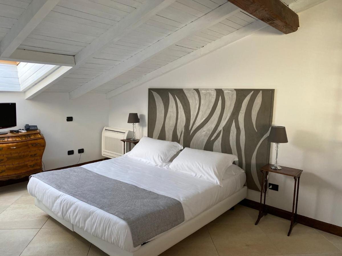 La Locanda Del Pontefice - Luxury Country House マリノ エクステリア 写真