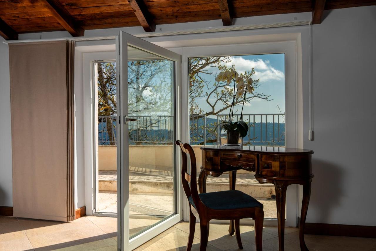 La Locanda Del Pontefice - Luxury Country House マリノ エクステリア 写真