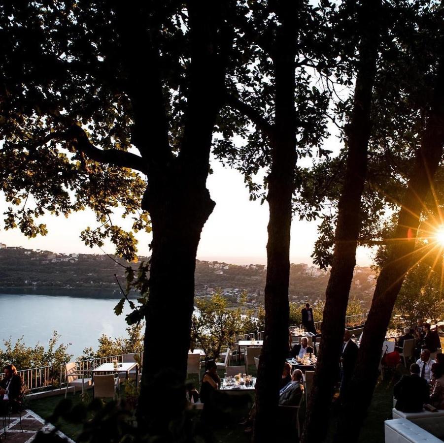 La Locanda Del Pontefice - Luxury Country House マリノ エクステリア 写真