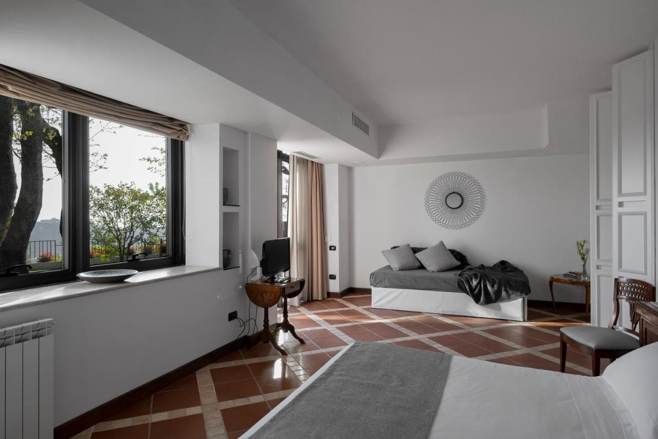 La Locanda Del Pontefice - Luxury Country House マリノ エクステリア 写真