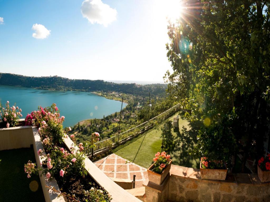 La Locanda Del Pontefice - Luxury Country House マリノ エクステリア 写真